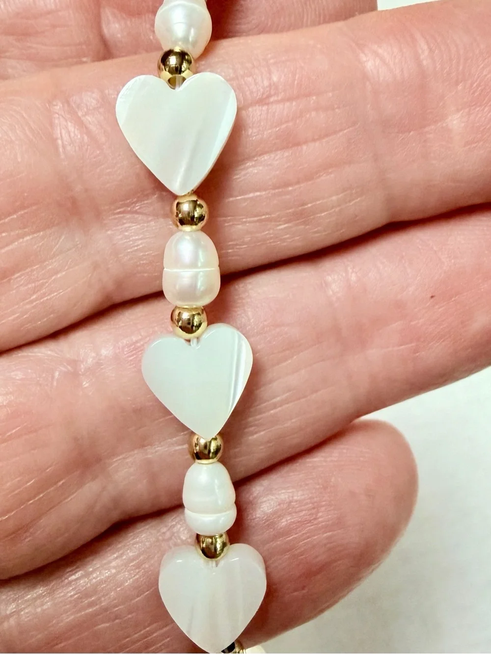Delicate Mother-of-pearl heart Bracelet,freshwater pearls,gold filled beads.7.5”